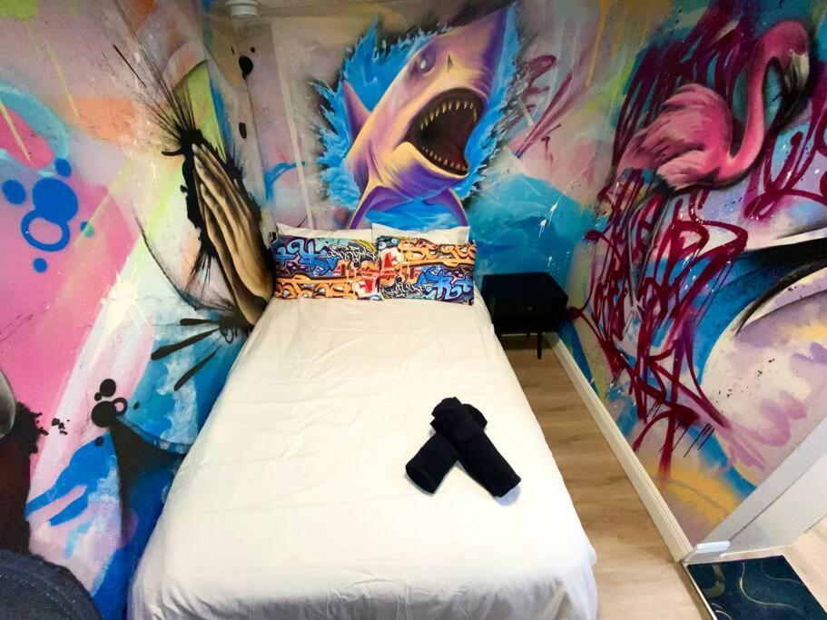 Cozy & Colorful Miami Art Canvas W/Hottub & Murals Exterior foto