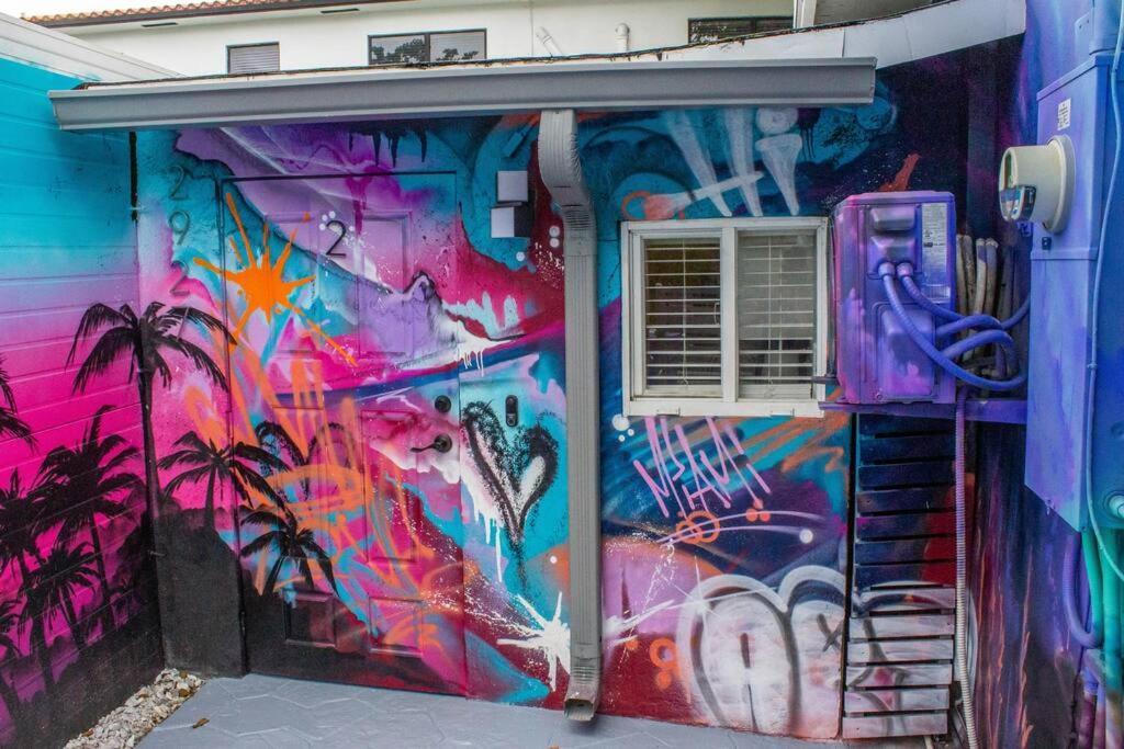 Cozy & Colorful Miami Art Canvas W/Hottub & Murals Exterior foto